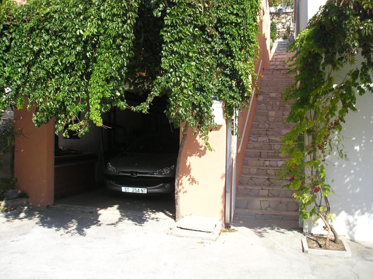Apartments With A Parking Space Pisak, Omis - 1009 Exteriör bild